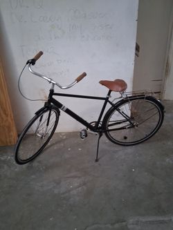 Solé Bicycles 3-Speed City Cruiser (Windward  Edition) - Great Condition