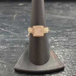 Woman’s 10kyg Ring 3.3g