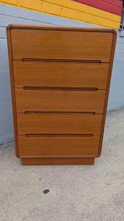 ✨Solid Teak Dresser✨