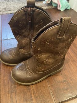Toddler boots size 7