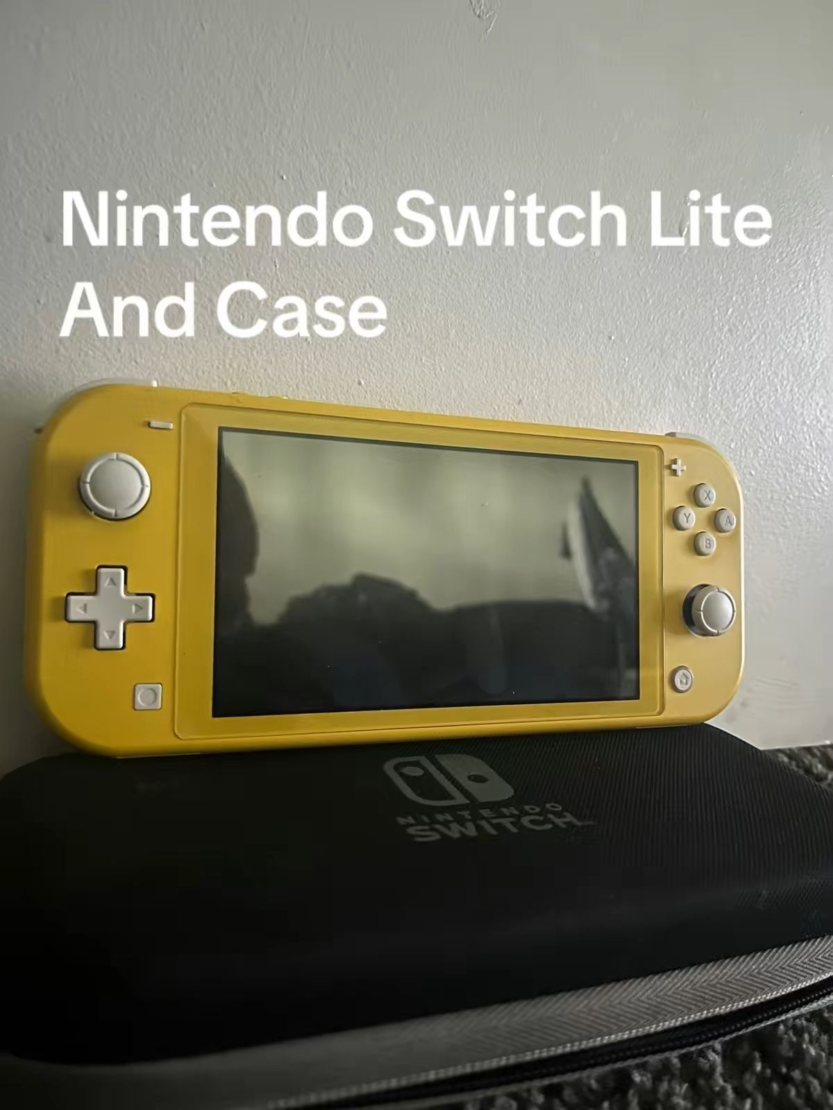 Nintendo Switch Lite (Yellow)