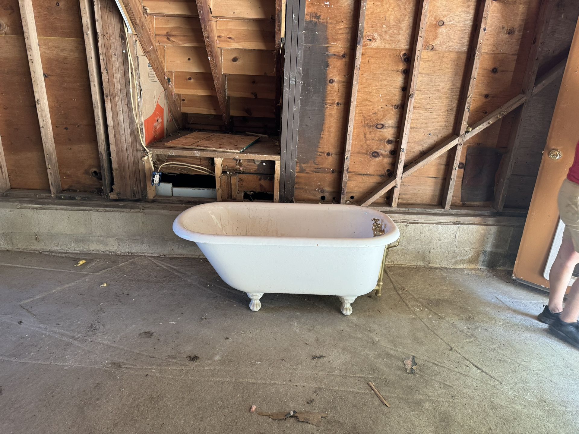 Claw Foot Tub