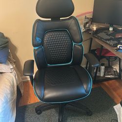 DPS Centurion Gaming Chair with Adjustable Headrest