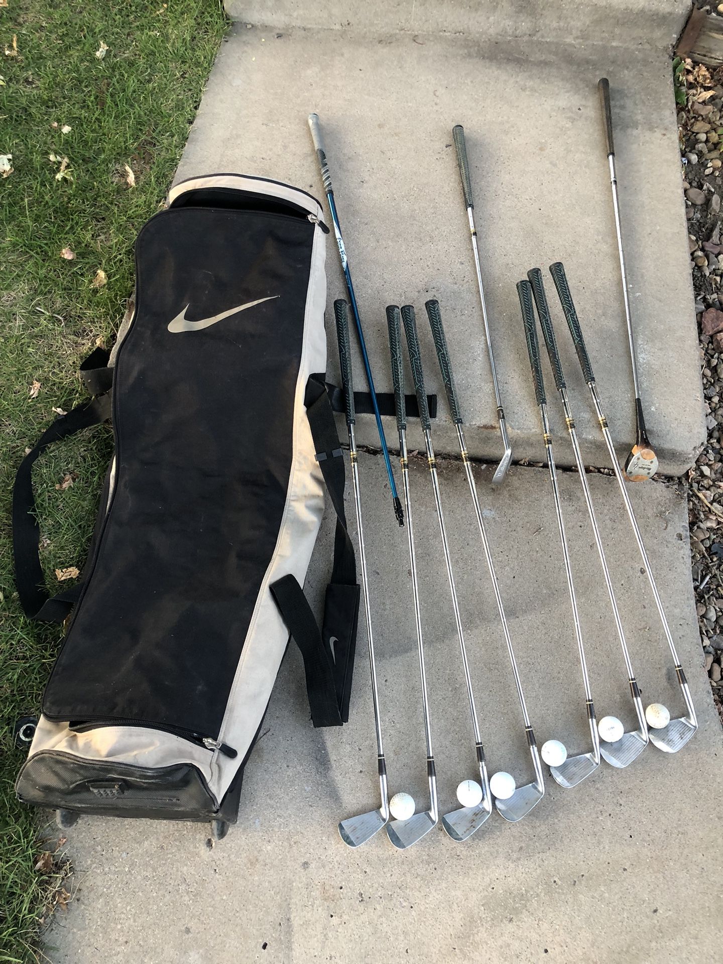 Golden Bear Golf Clubs