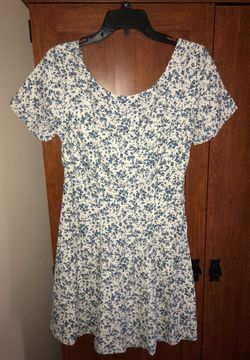 White short dress with blue flowers Sz Medium