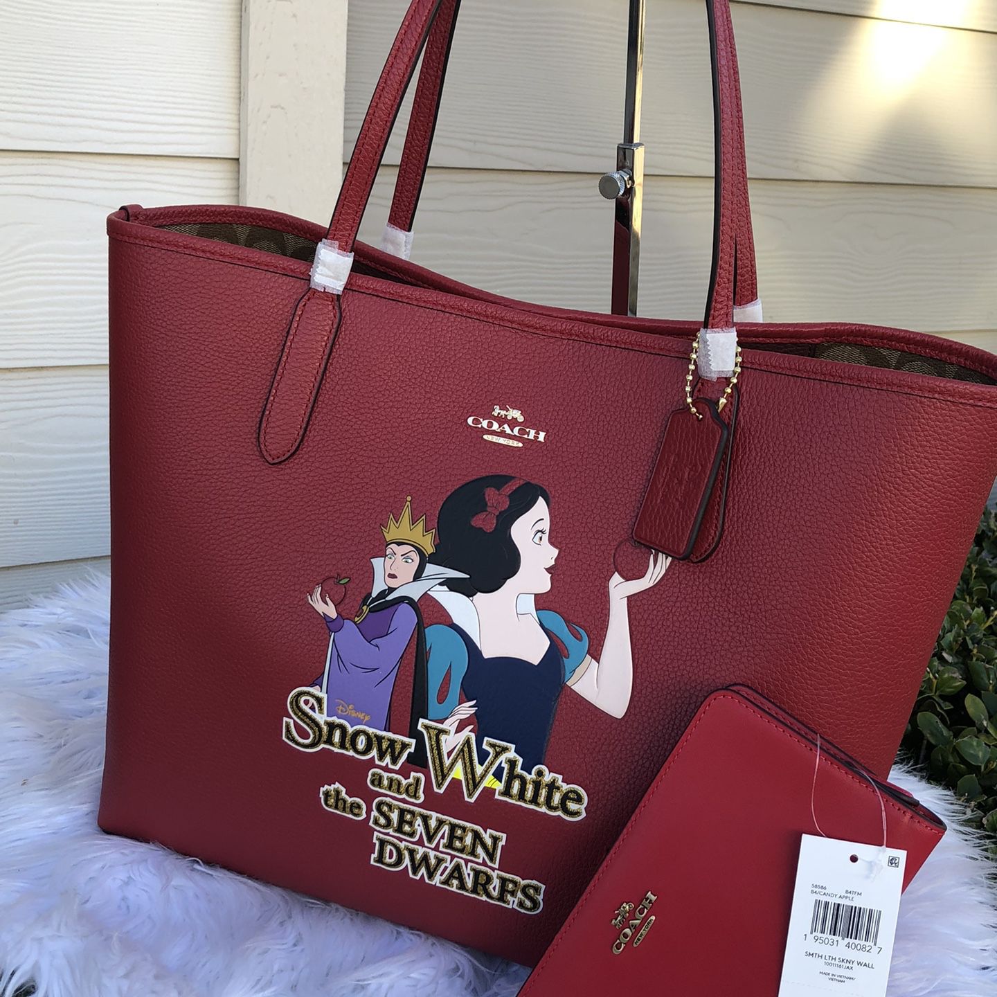 Coach, Bags, Disney X Coach City Tote Signature Leather Snow White Evil  Queen Movie Purse Set