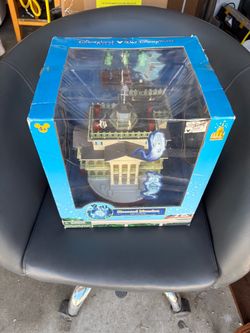 Disney Haunted Mansion Light Up Playset