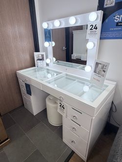 Luxo White Vanity Table with Lighted Mirror