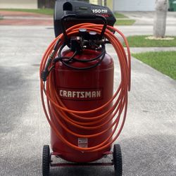 COMPRESSOR 33 Gallons 150 PSI Oil Free