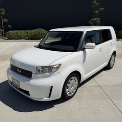 2010 Scion xB