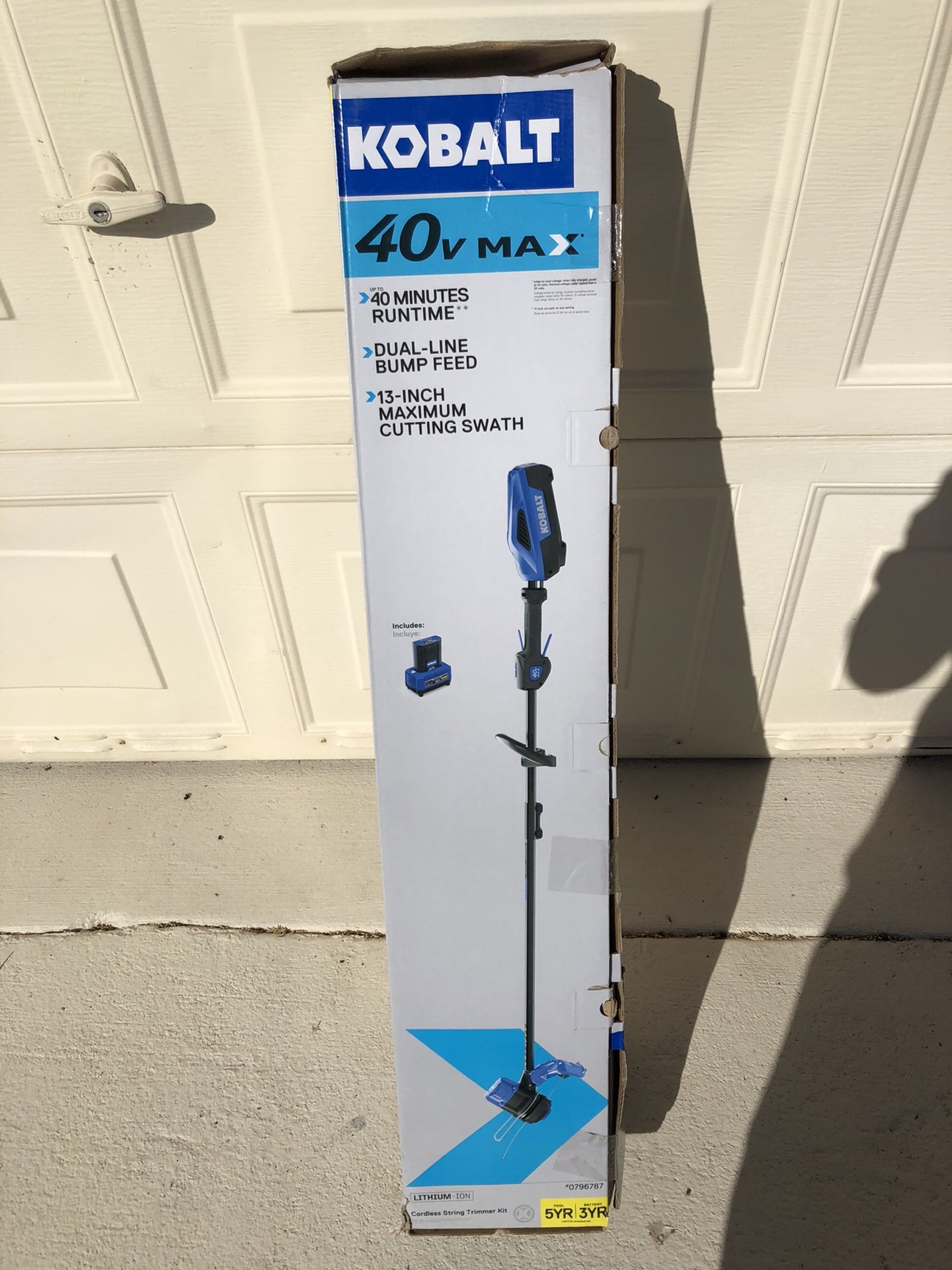 Kobalt cordless weed eater 40v brand new for Sale in Pembroke Pines, FL
