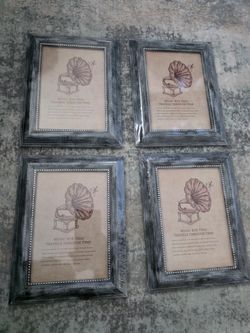 Vintage  Picture Frame 5x7 In 