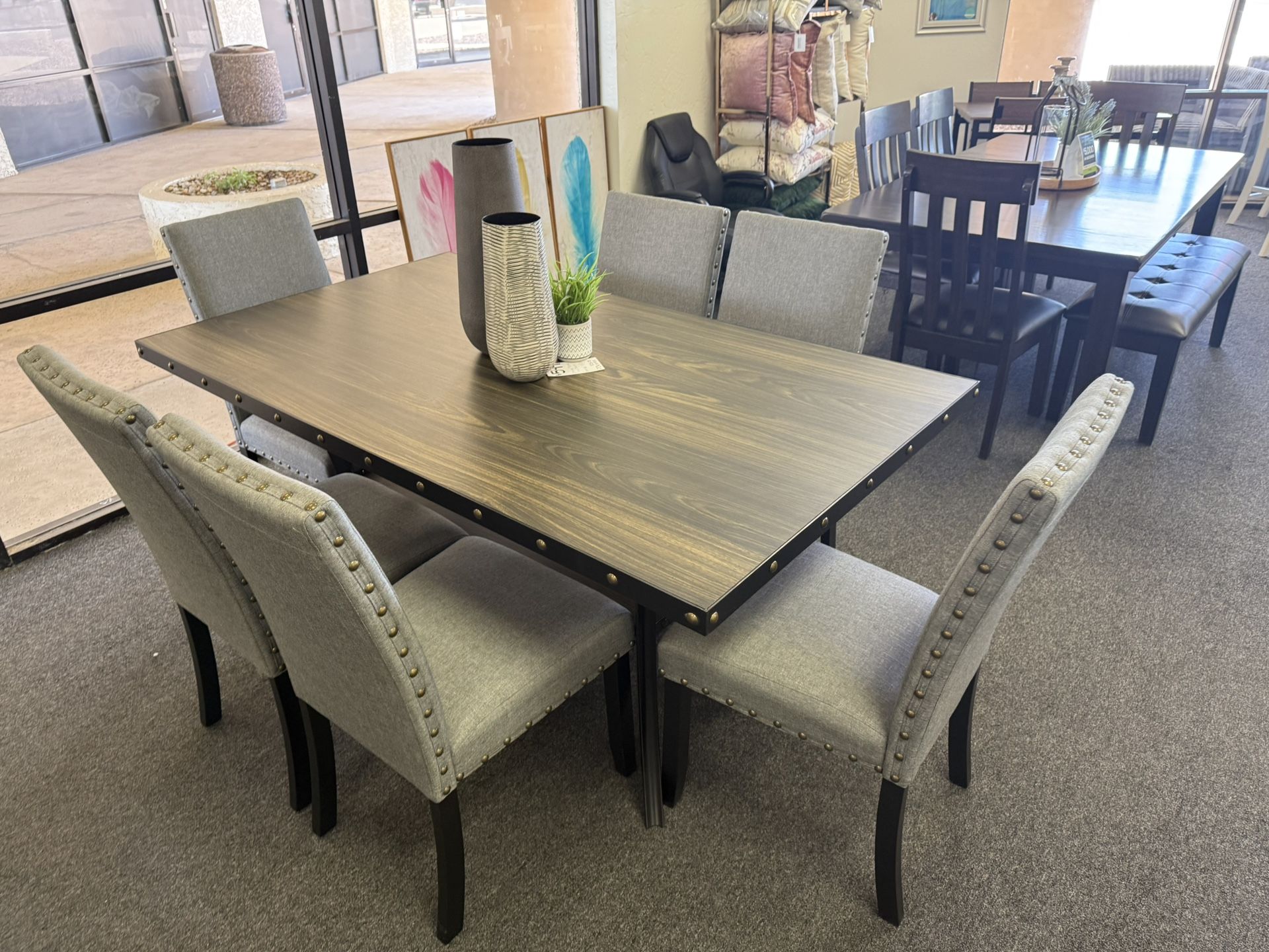 Dining Table And 6 Chairs