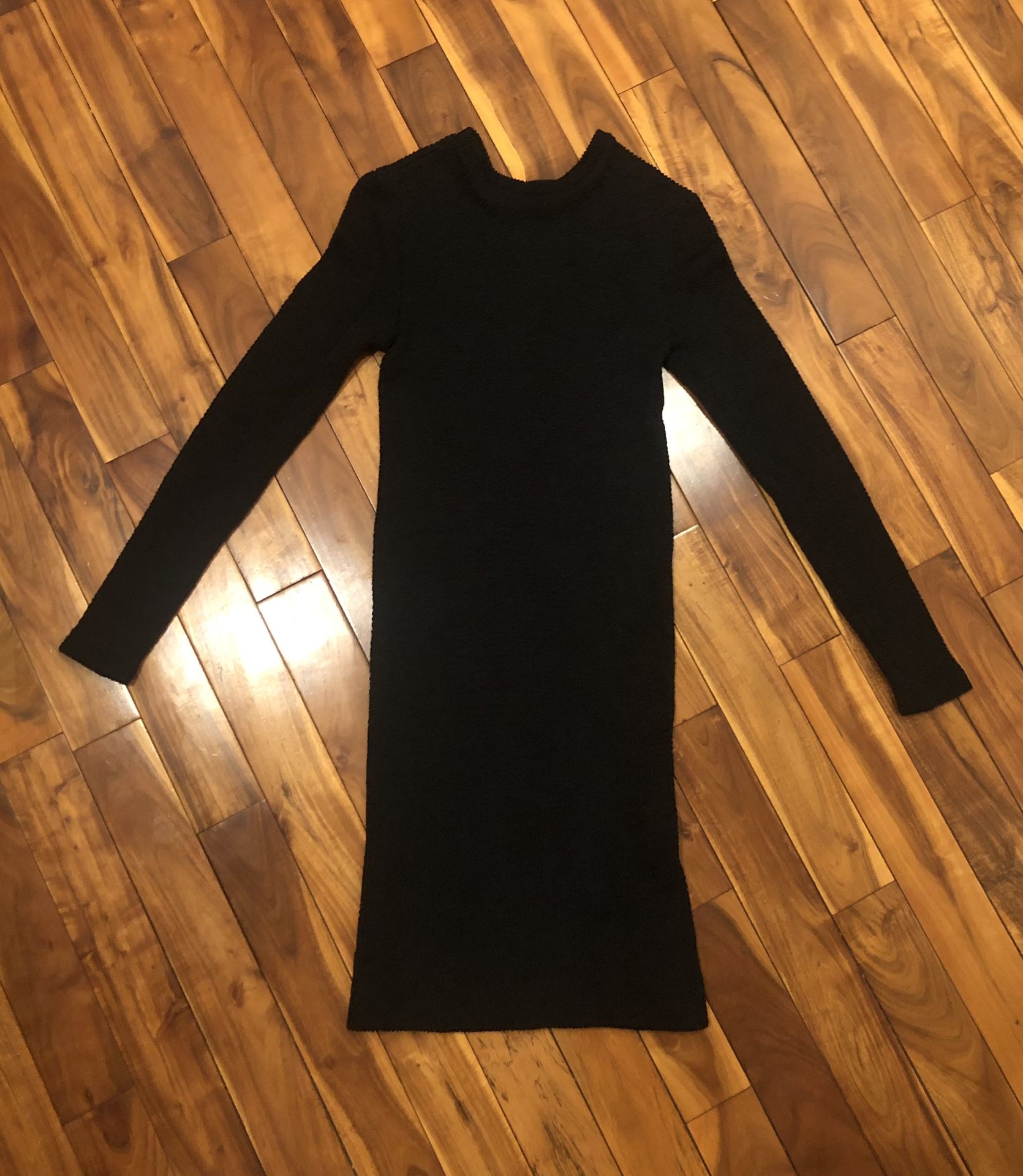 Women’s Dress In Black (One Size Fits Most)