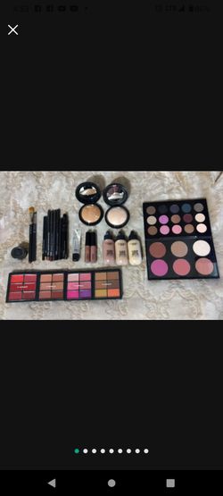 *New* Professional MAC Make-up Kit!