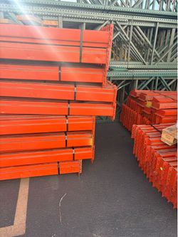 Used pallet racks