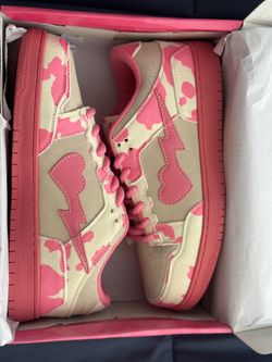 NEW MEN SZ 9  SAGA BOY