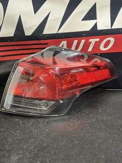2016-2018 Toyota RAV 4 Taillight 