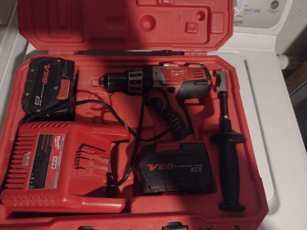 Milwaukee V28 Hammer Drill