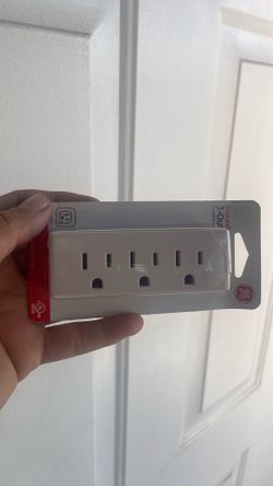 3 outlet top