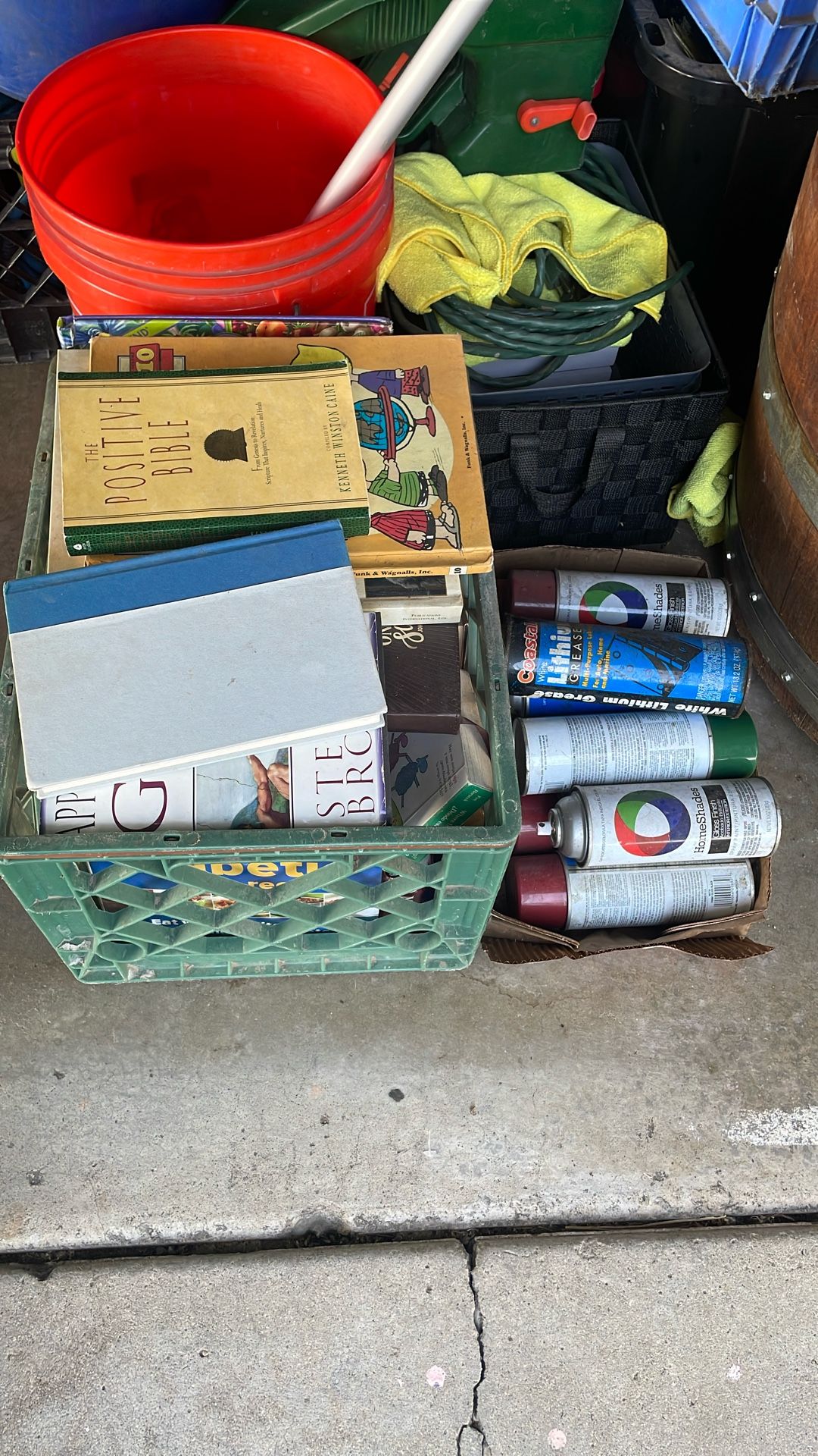 Free Spray Paint And Books