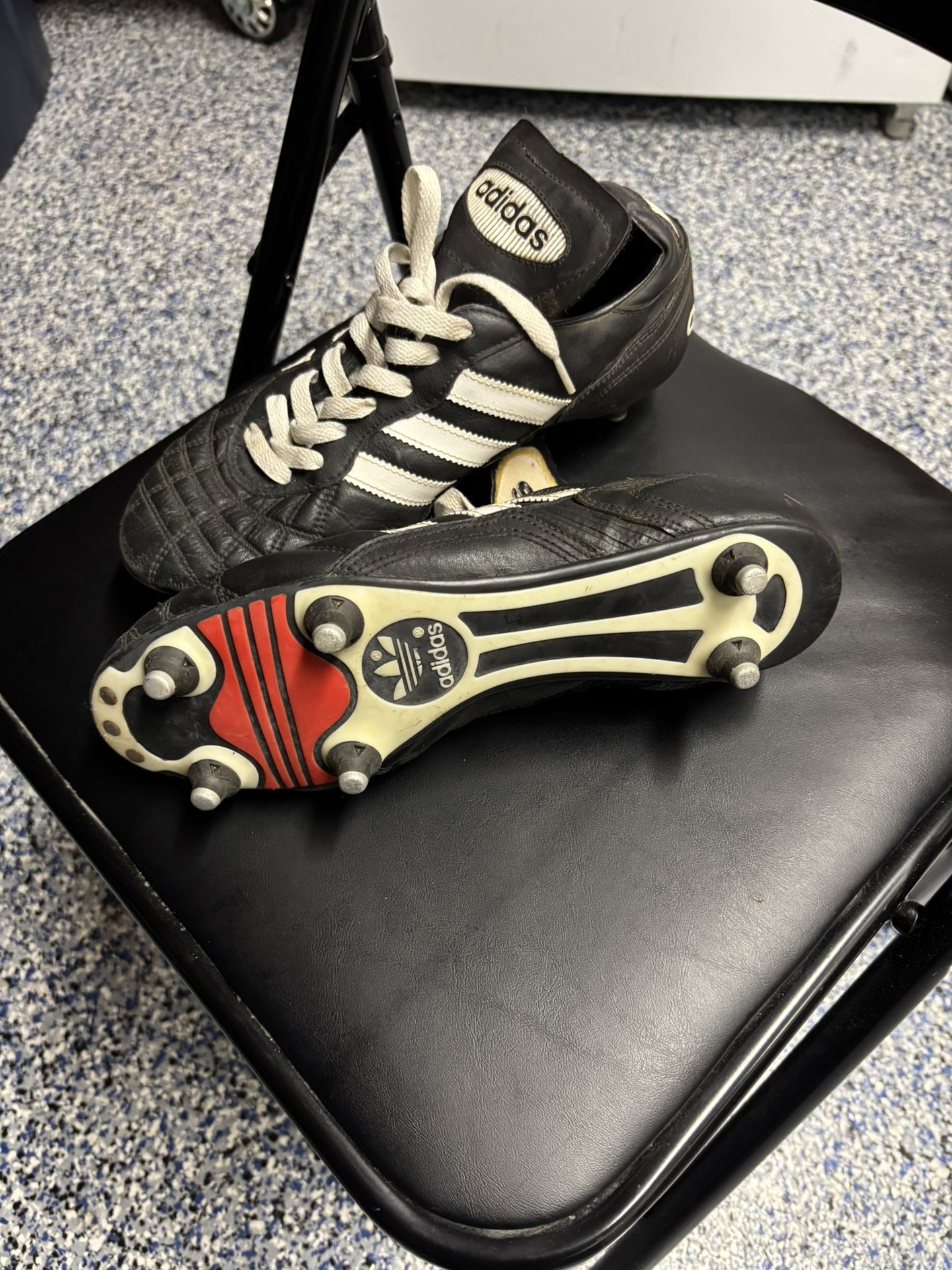Adidas Soccer Cleats Size 8.5
