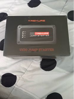 Portable car battery jump starter