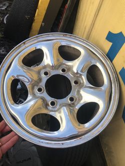 Pathfinder 15” wheel 1995