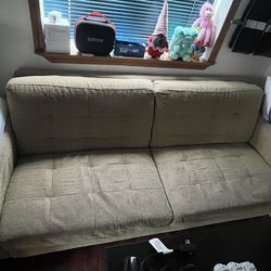 “80 Couch for Two