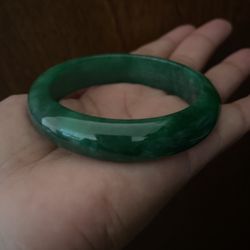 63 mm Green Emerald Jadeite Bangle 