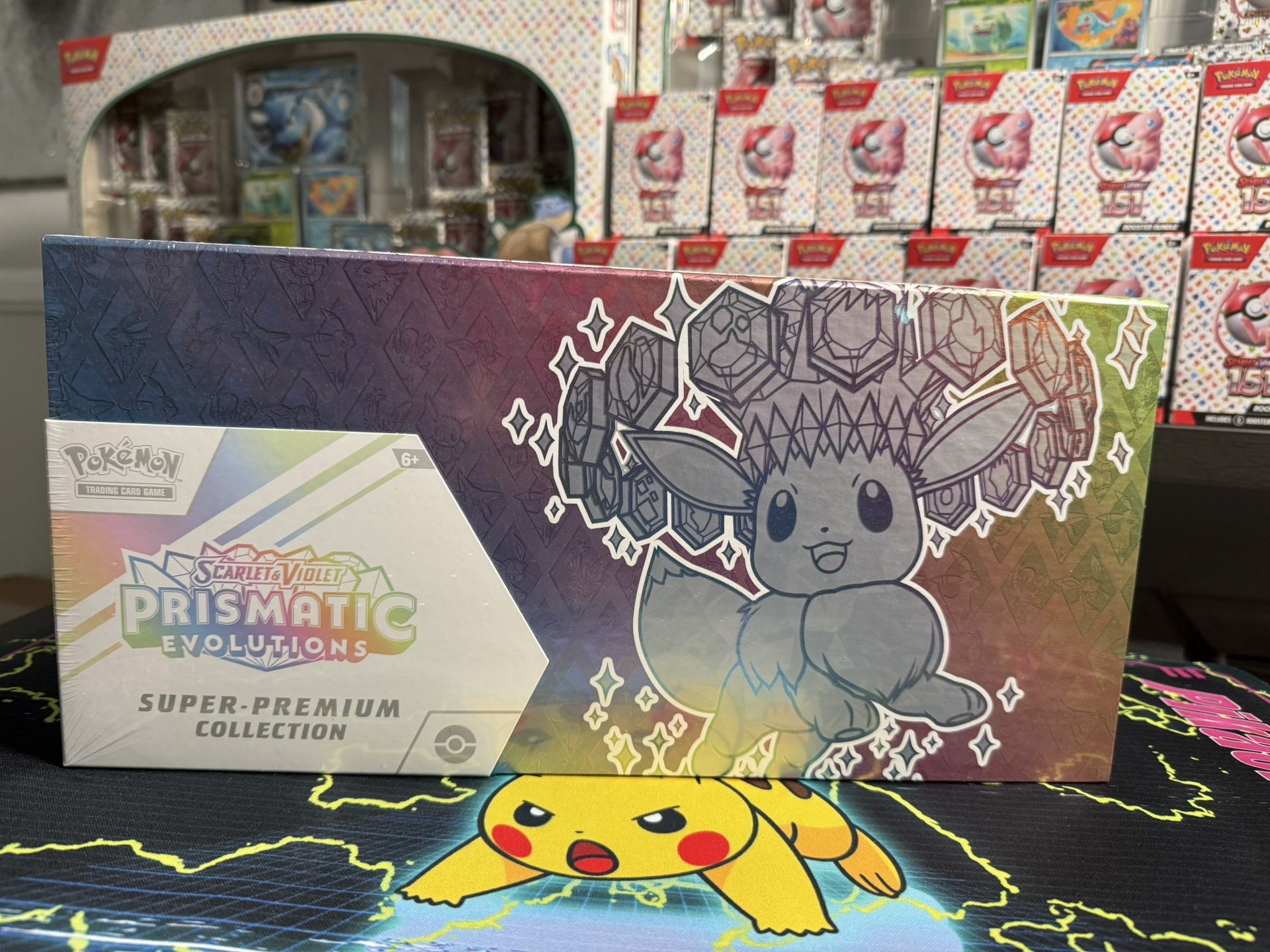 Pokemon Prismatic Evolutions Super-Premium Collection
