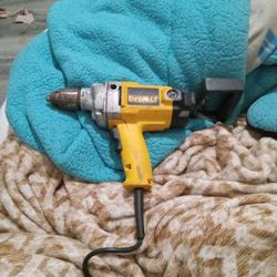 Dewalt Heavy Duty Hand Drill
