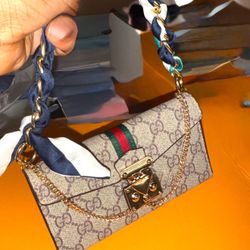 Gucci iPhone Cases 13,14,15,16 Pro Max