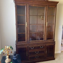 Chippendale Collection China Cabinet 