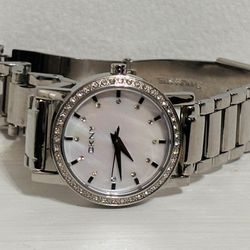 DKNY Women’s Silver Watch w/ Crystal Bezel – New Battery – Works Perfect