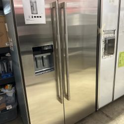 New 42" Jennair Built-in Refrigerator 
