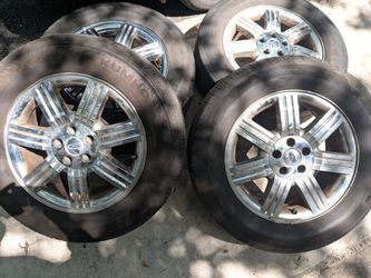 Ford Explorer 18 " Wheels and Tires Set 255/60R18