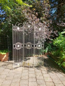 Shabby Chic Trellis/Divider