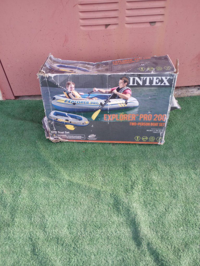 Two-person Boat Set  $25