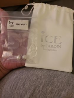 Fresh Water Pearl Earrings