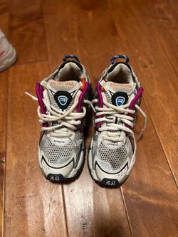 Balenciaga track