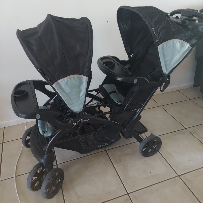 Baby Trend Double Stroller Excellent Condition