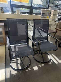 🔥 Outdoor Swivel Patio Dining Chairs – Set of 2 – $150  Brand New!  Stylish and comfortable outdoor swivel chairs, perfect for upgrading your patio, 