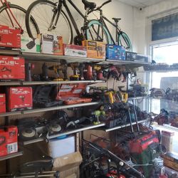 OVER 300 TOOLS FOR SALE DEWALT,  MILWAUKEE,  MAKITA, RYOBI,  RIDGID  STARTING AT 30