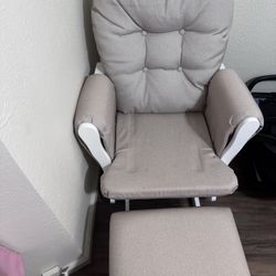 Rocking Chair 