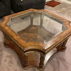 Elegant Glass & Wood Coffee Table