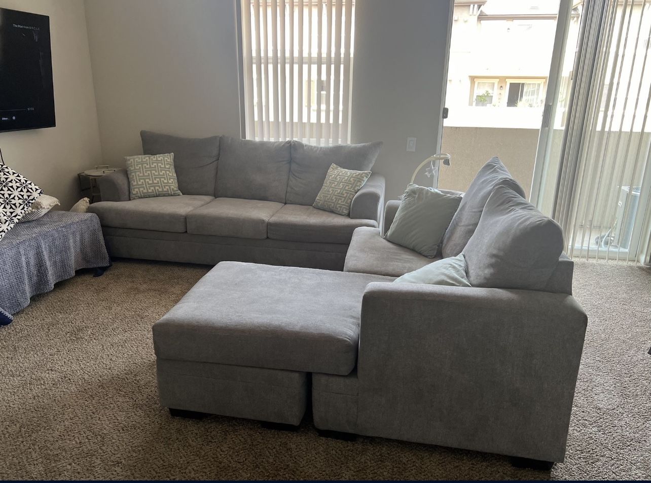 2 piece Living room Set  Gray EXTRA END PIECE INCLUDED
