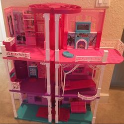 Barbie Dreamhouse