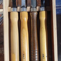 Wood lathe turning tools