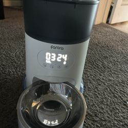 Faroro Pet Feeder
